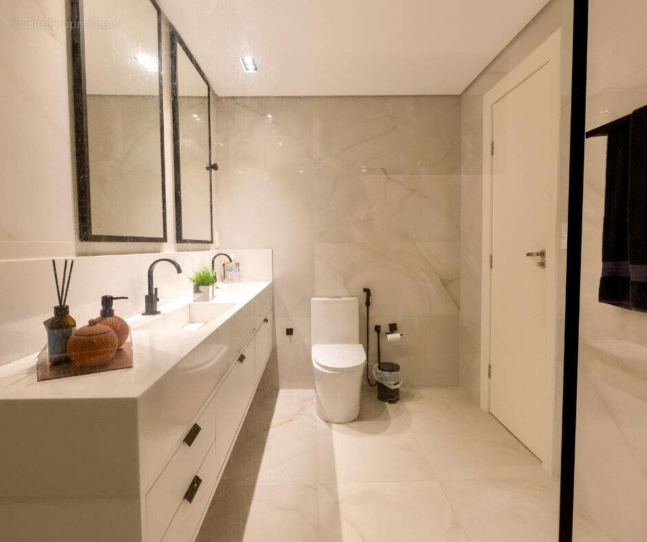 Appartement à LE PLESSIS-ROBINSON