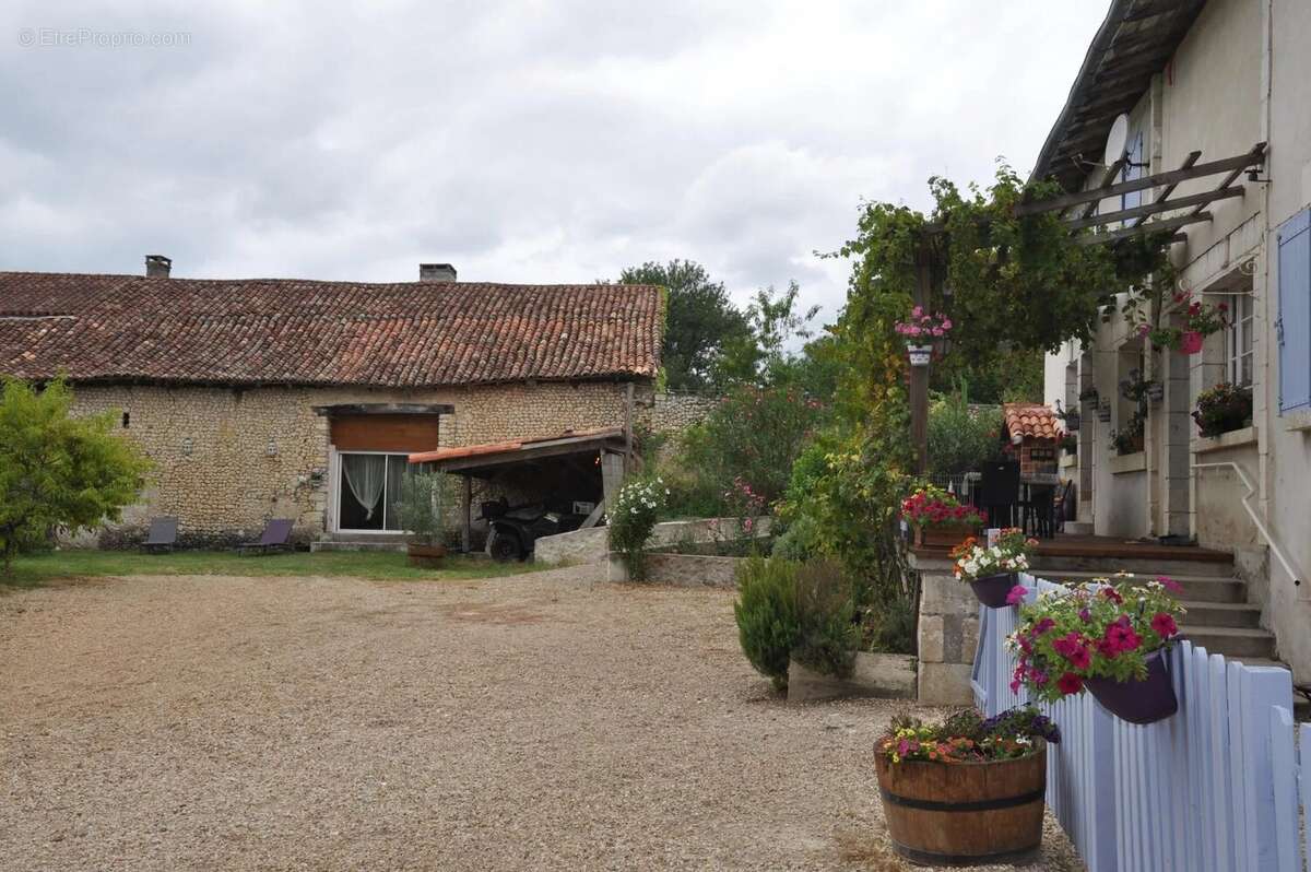 Maison à SAINT-SEVERIN