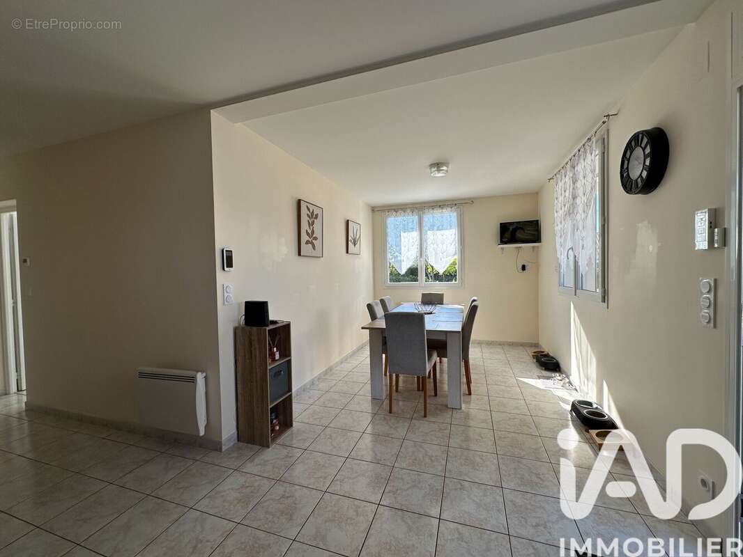 Photo 4 - Maison à BIAS