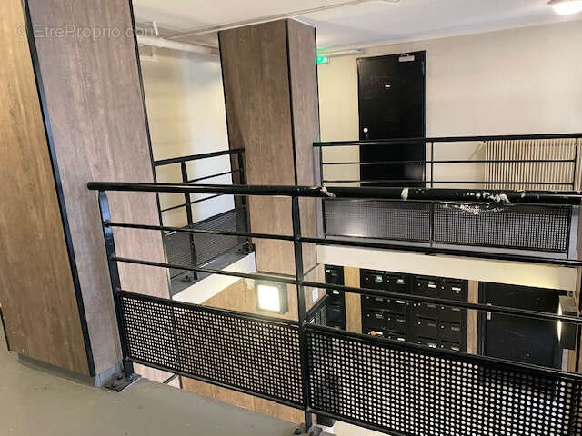 Appartement à VILLENEUVE-LA-GARENNE