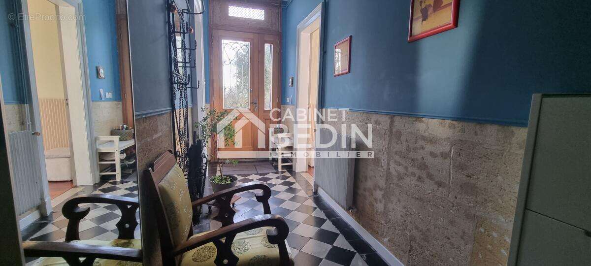 Maison à CUBZAC-LES-PONTS