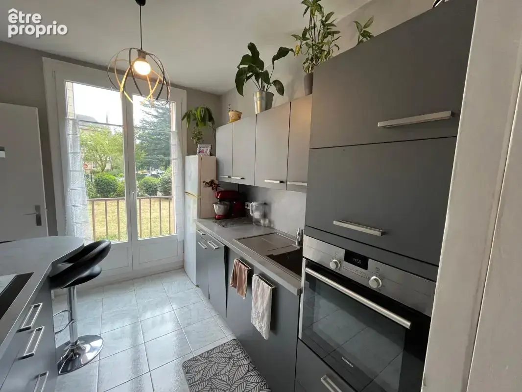 Appartement F3 72m² à METZ - photo 2