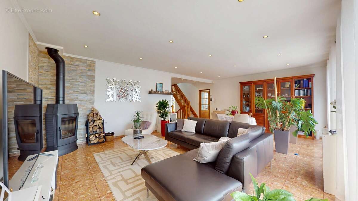 Maison à VILLEMOMBLE