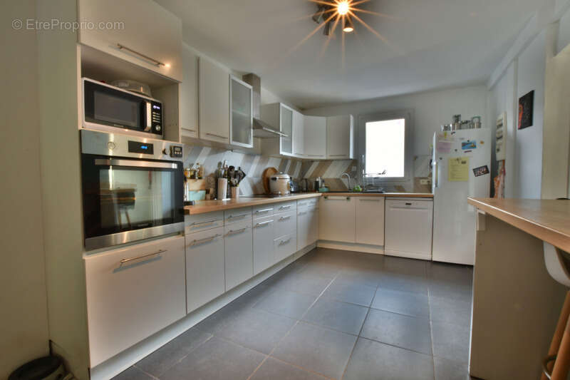 Maison à PELLOUAILLES-LES-VIGNES