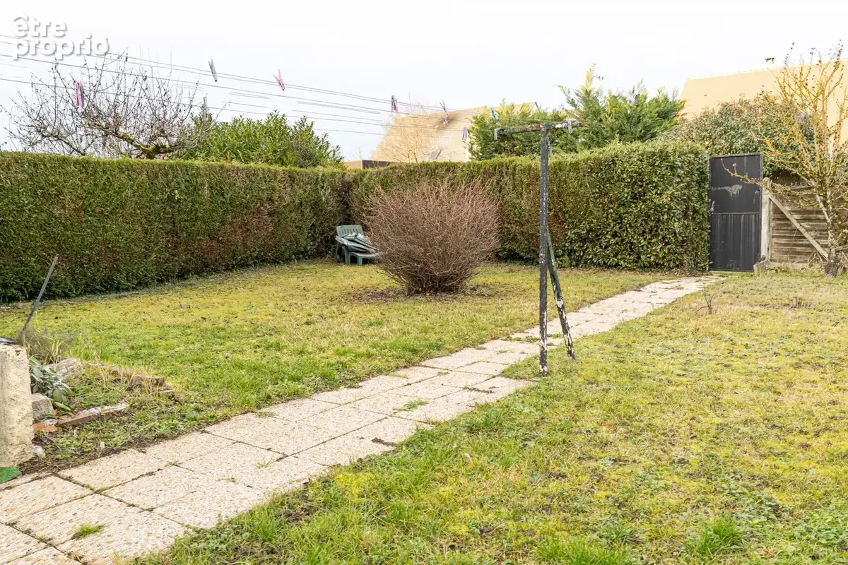 Maison 89 m² à Checy  - photo 2