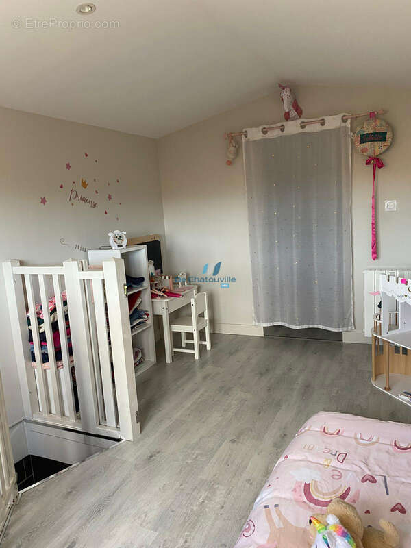 Appartement à CHAZAY-D&#039;AZERGUES