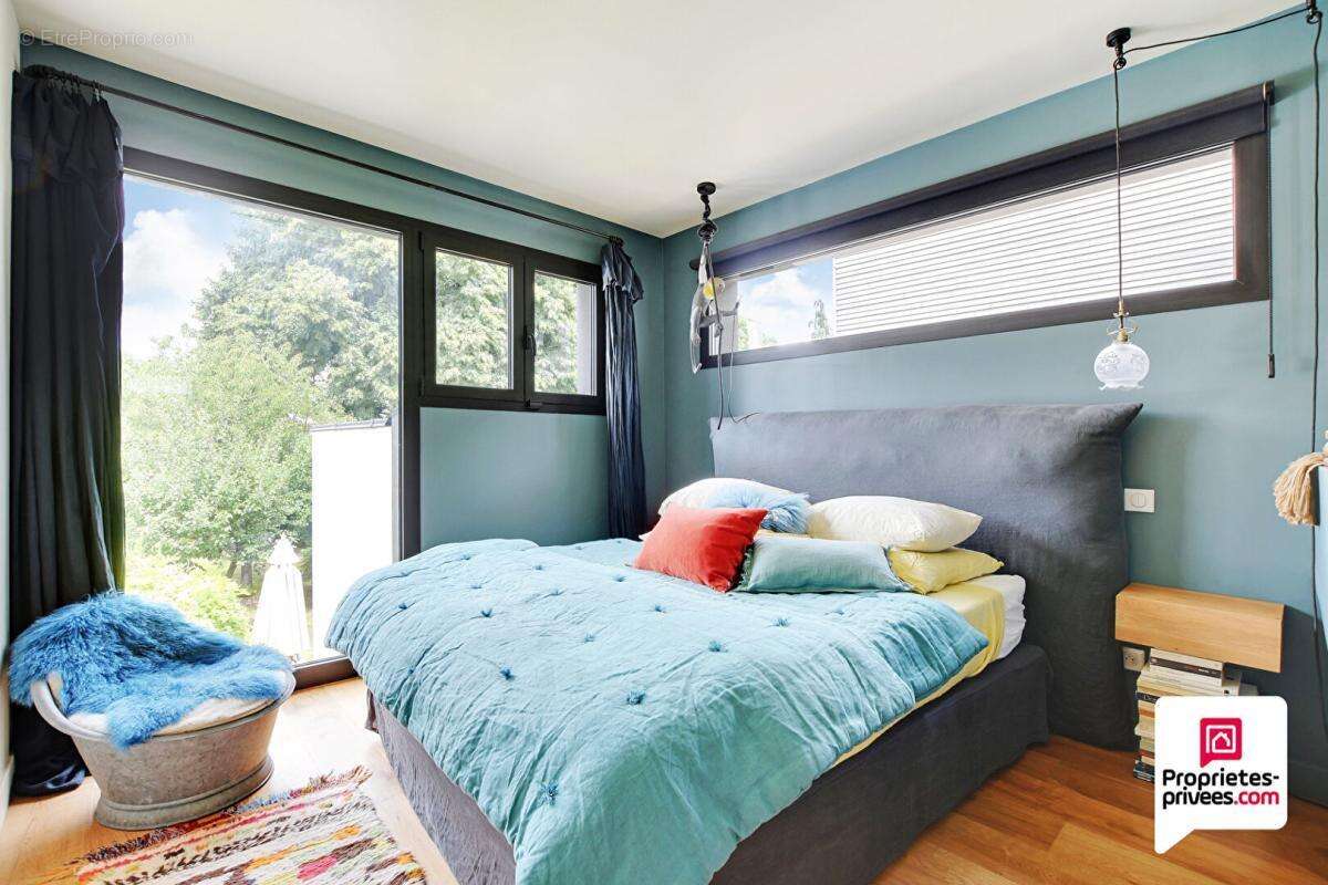 Maison à LE PERREUX-SUR-MARNE