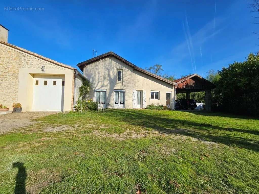 Maison à EYRANS