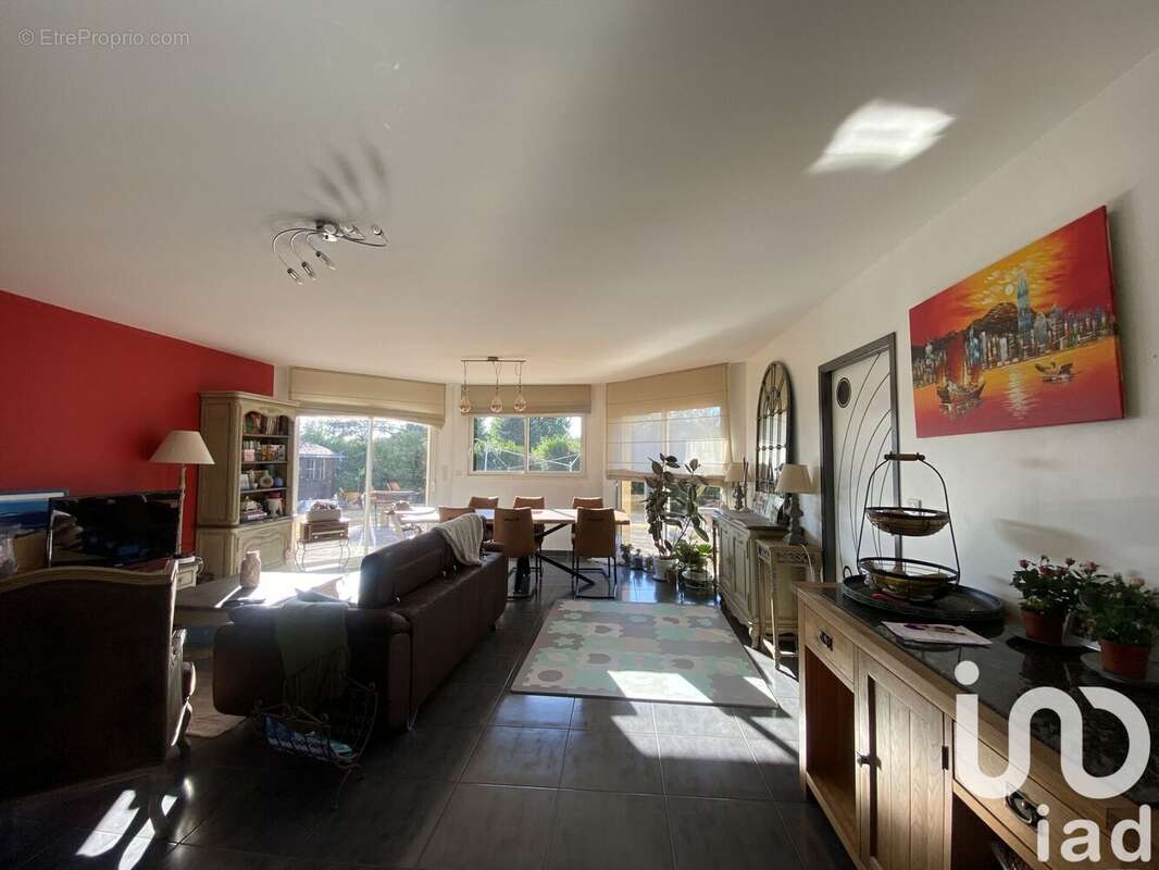 Photo 8 - Maison à ROCHECHOUART