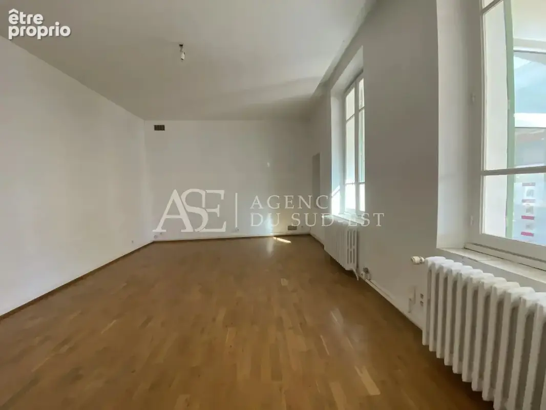 maison de ville au centre d Aix - photo 4