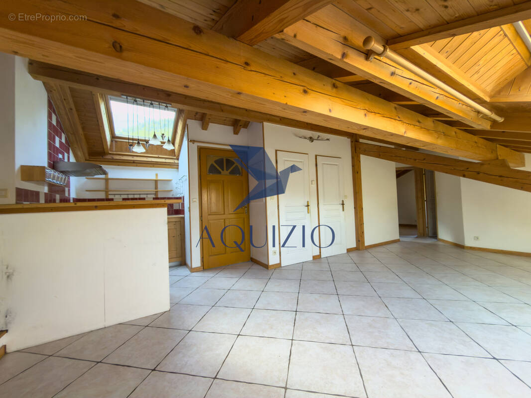 Appartement à MARNAZ