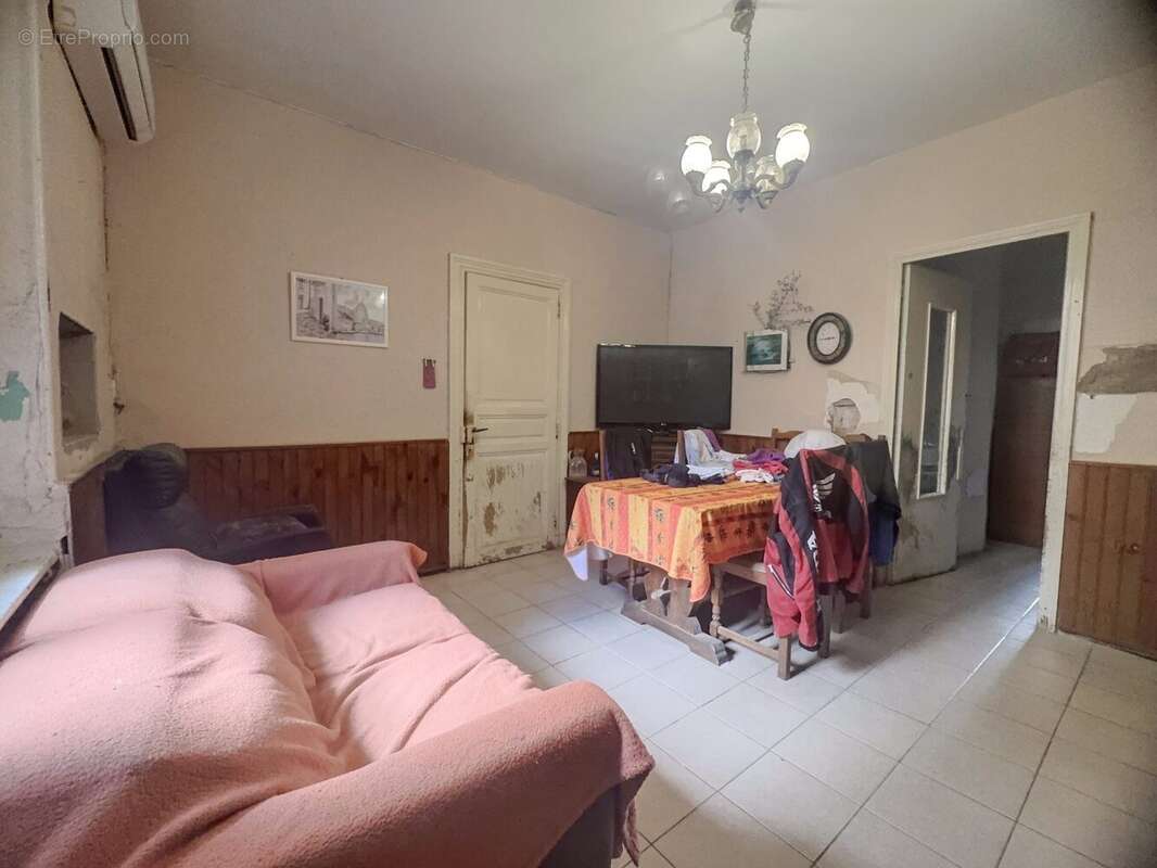Maison à LEZIGNAN-CORBIERES