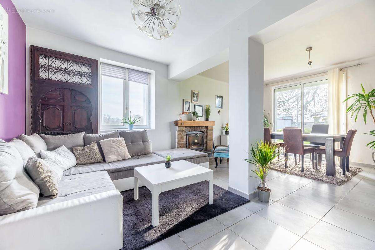 Maison à SAINT-PHILBERT-DE-GRAND-LIEU