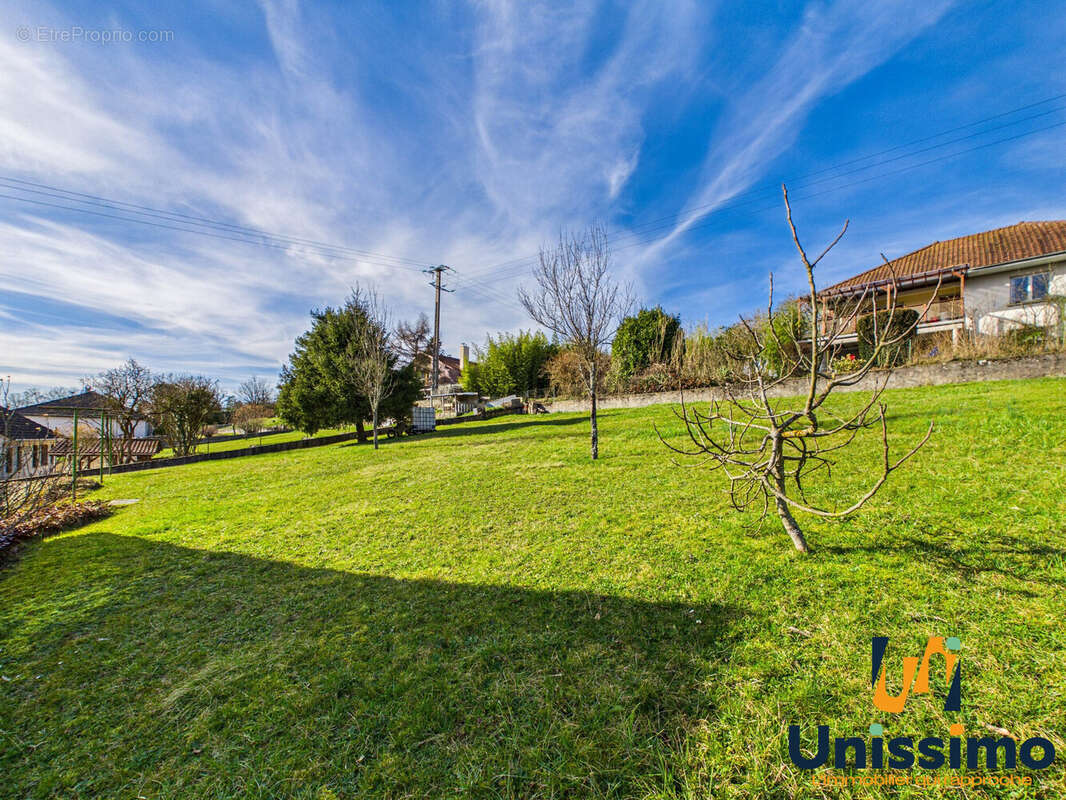 Maison 177 m² à Saint-Maurice-Colombier  - photo 4