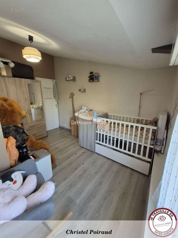 Maison 90 m² à Saint-Sulpice-Et-Cameyrac  - photo 6