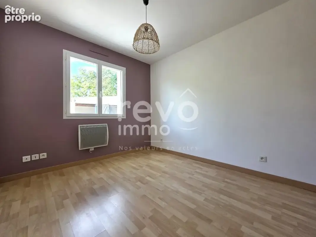 Maison familiale 109m² - 4 chambres - La Limouzinière (44310) - photo 9