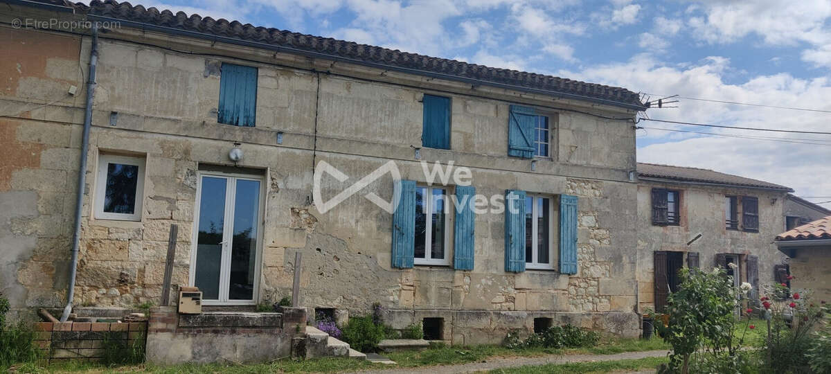 Maison à MOMBRIER
