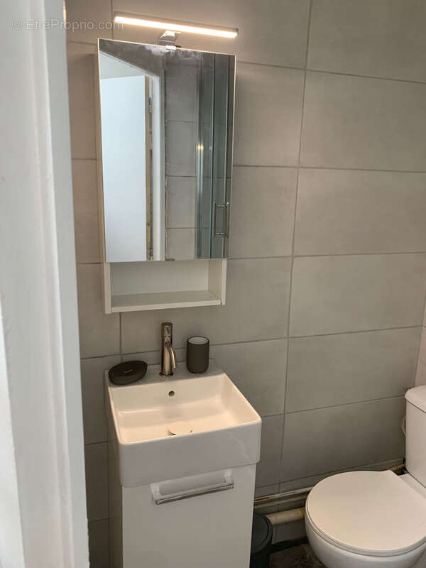 Opportunite d'investissement pour ce studio en plein centre ville - photo 5