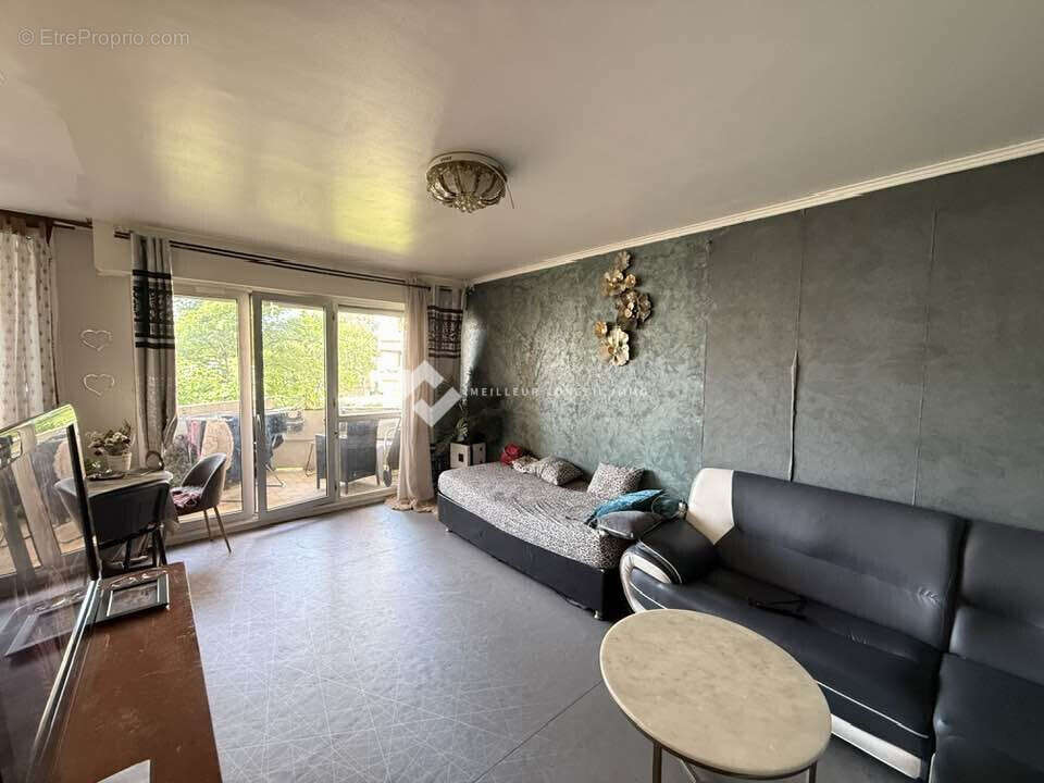 Appartement à RIS-ORANGIS