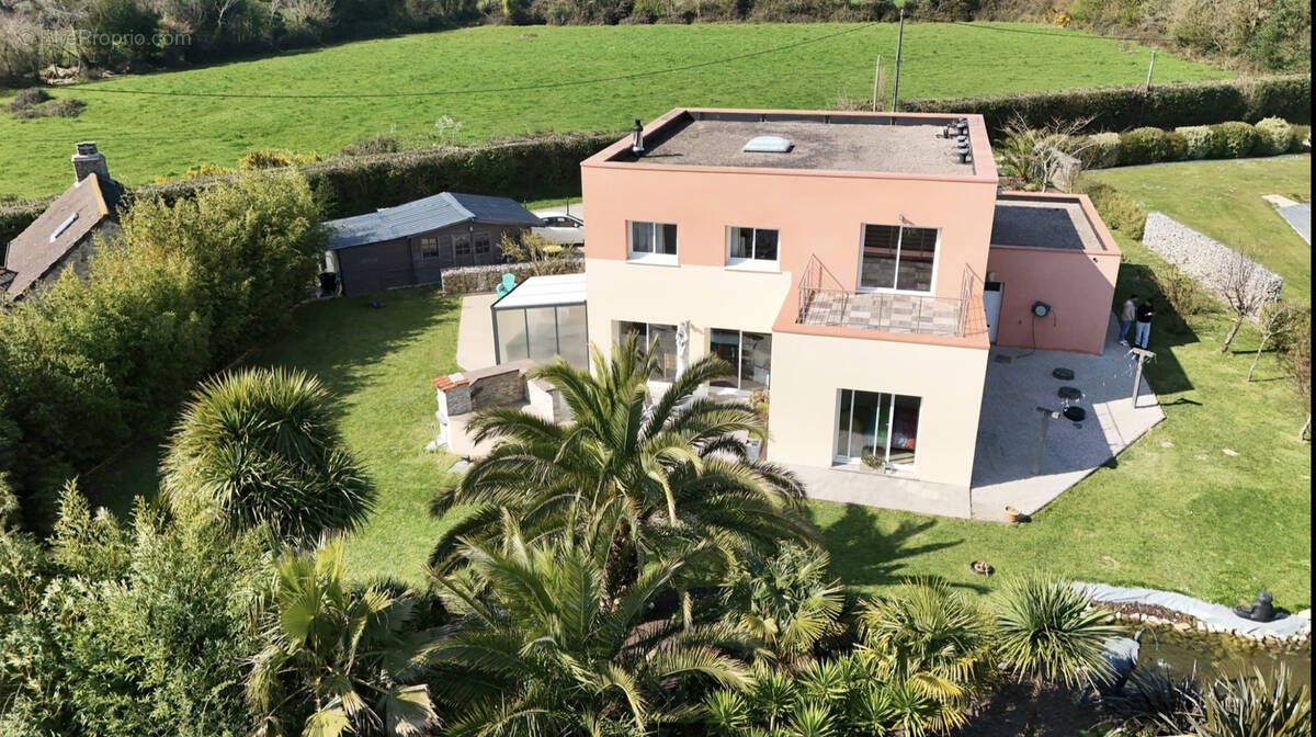 Maison à SAINT-FLOXEL