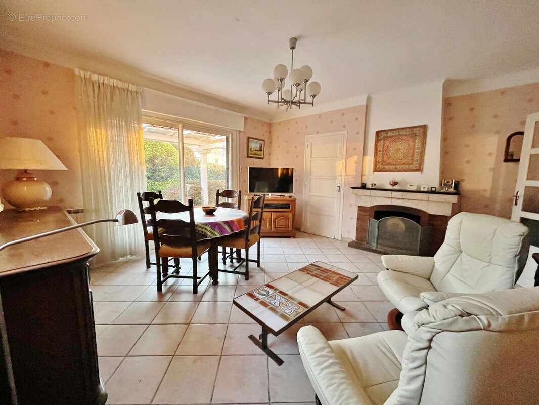 Maison à SAINT-RAPHAEL