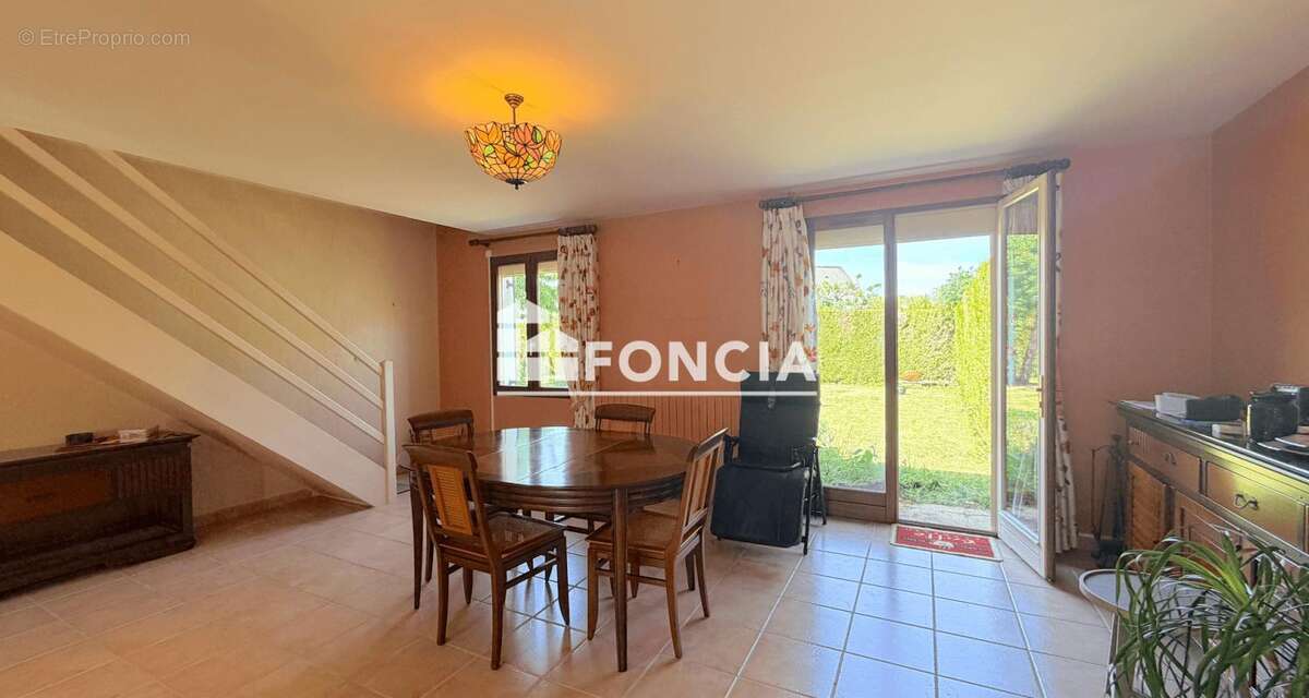 Maison à LA FLECHE