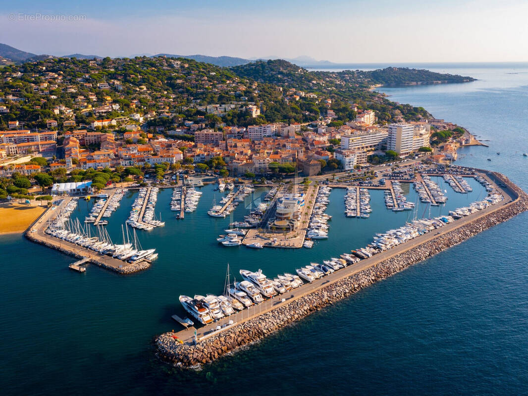Autre à SAINTE-MAXIME