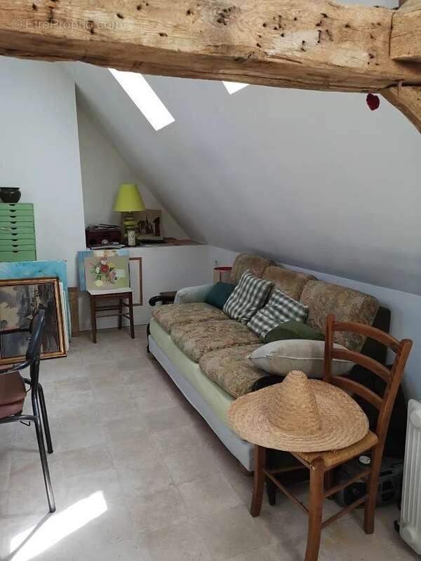 Maison à SAINTE-FOY-DE-LONGAS