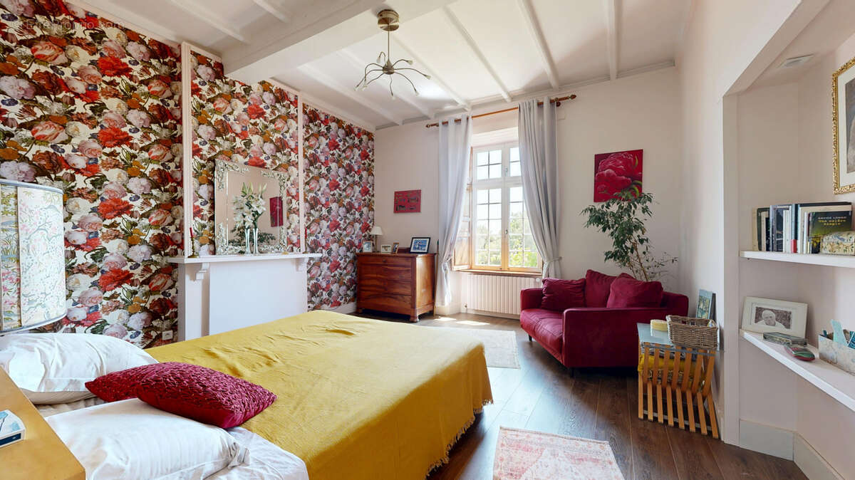 Propriété de caractère du XVIIIᵉ siècle avec maison et dépendances - photo 14
