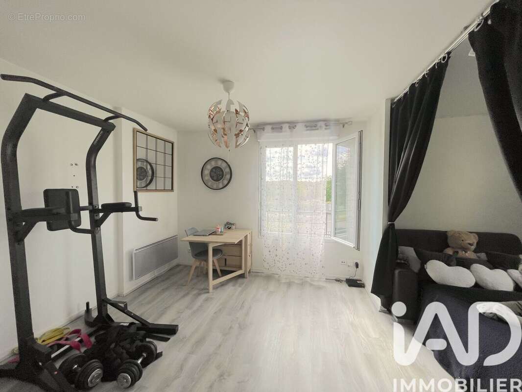 Photo 6 - Appartement à VIGNEUX-SUR-SEINE