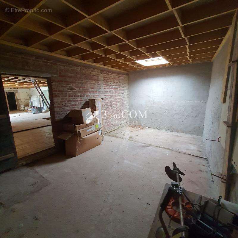 Maison à BUYSSCHEURE