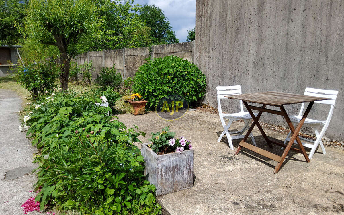Maison à CLEGUEREC