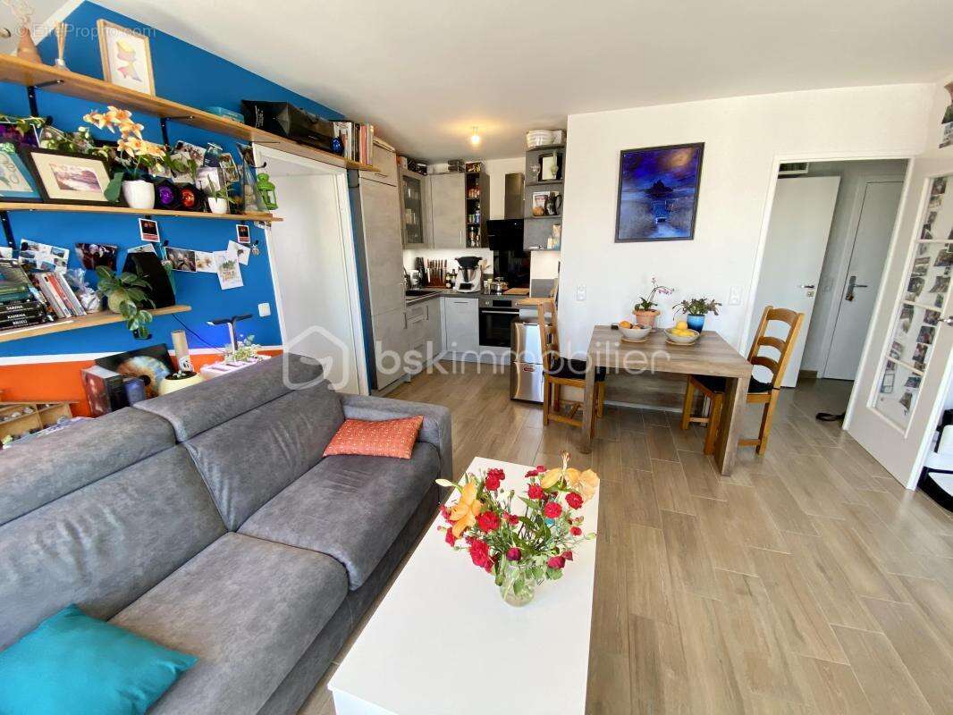 Appartement à LE BOURGET