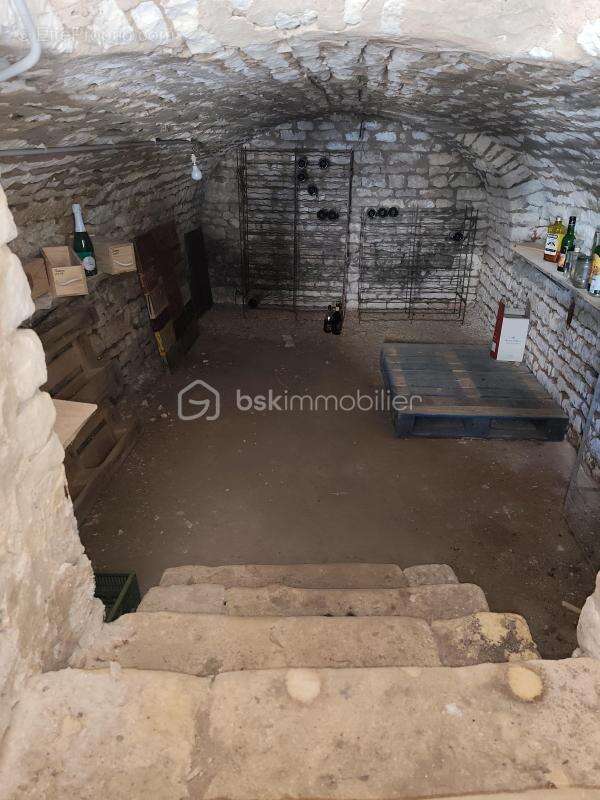 Maison à FLEURY-LA-VALLEE