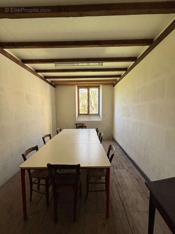 Appartement à VILLEMOUSTAUSSOU