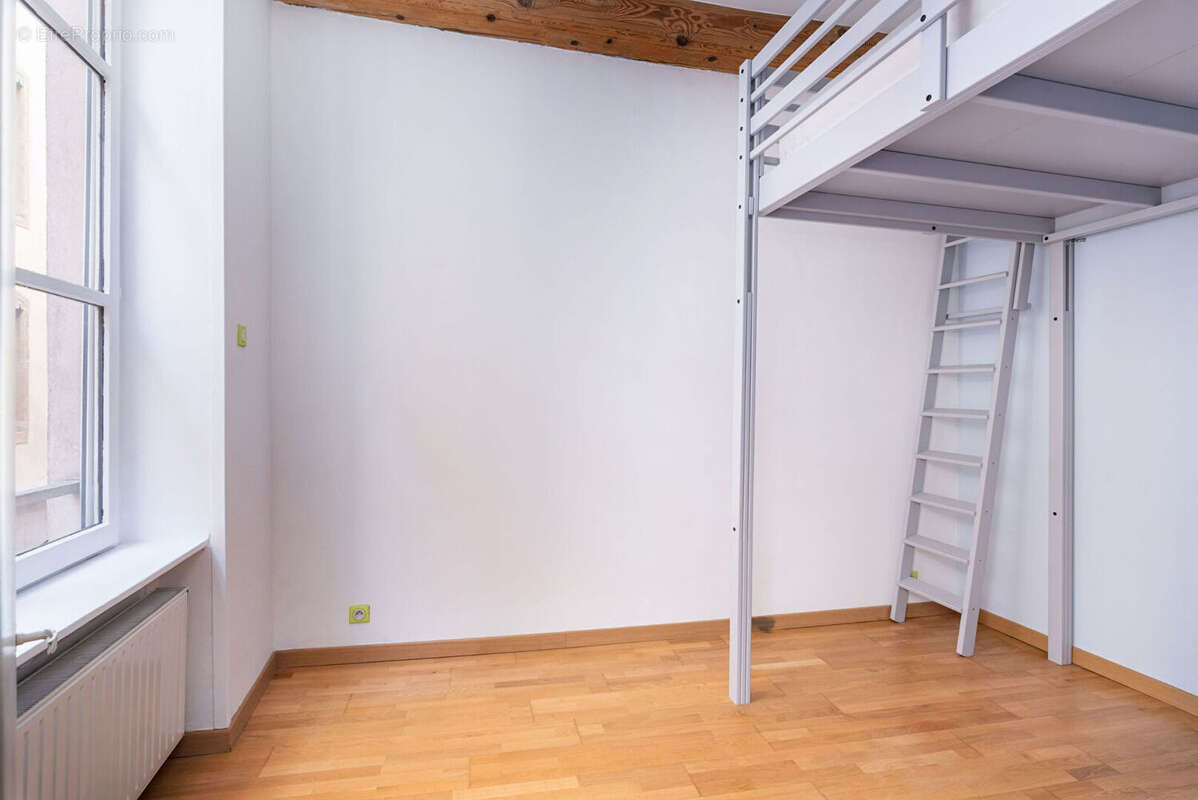 Appartement à LYON-1E