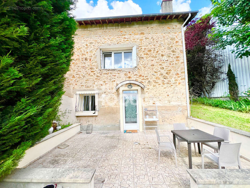 Maison à MASSY