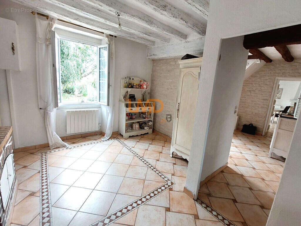 Maison à DONNEMARIE-DONTILLY