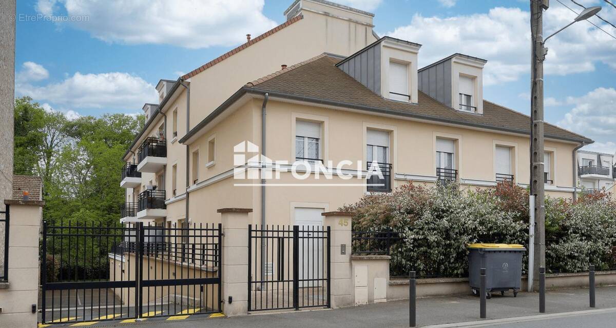 Appartement à MELUN