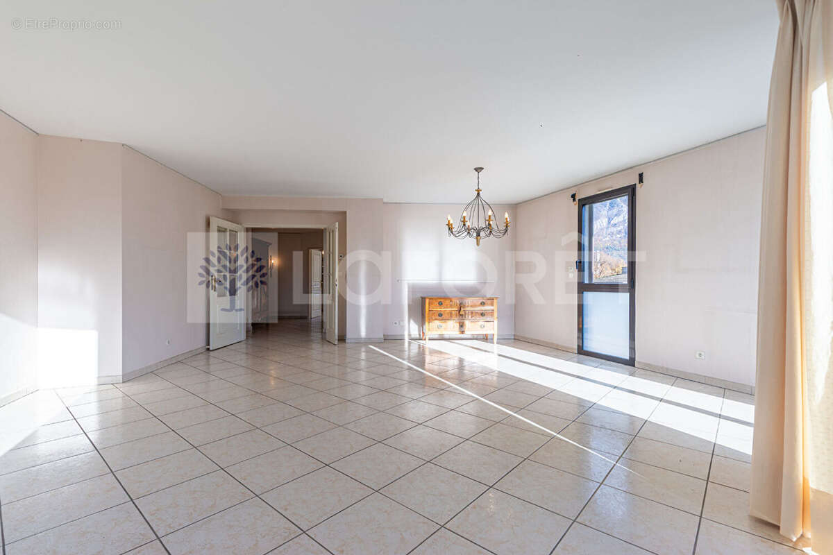 Laforet immobilier - "gaura" - annecy - secteur parmelan / triangle d'or - appartement t3 de 111.63m2 - cave - possibilité garag - photo 5