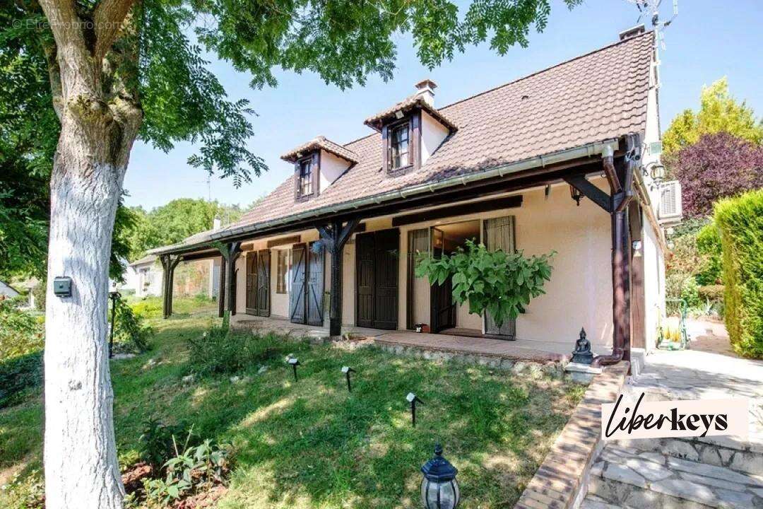 Maison à EZY-SUR-EURE