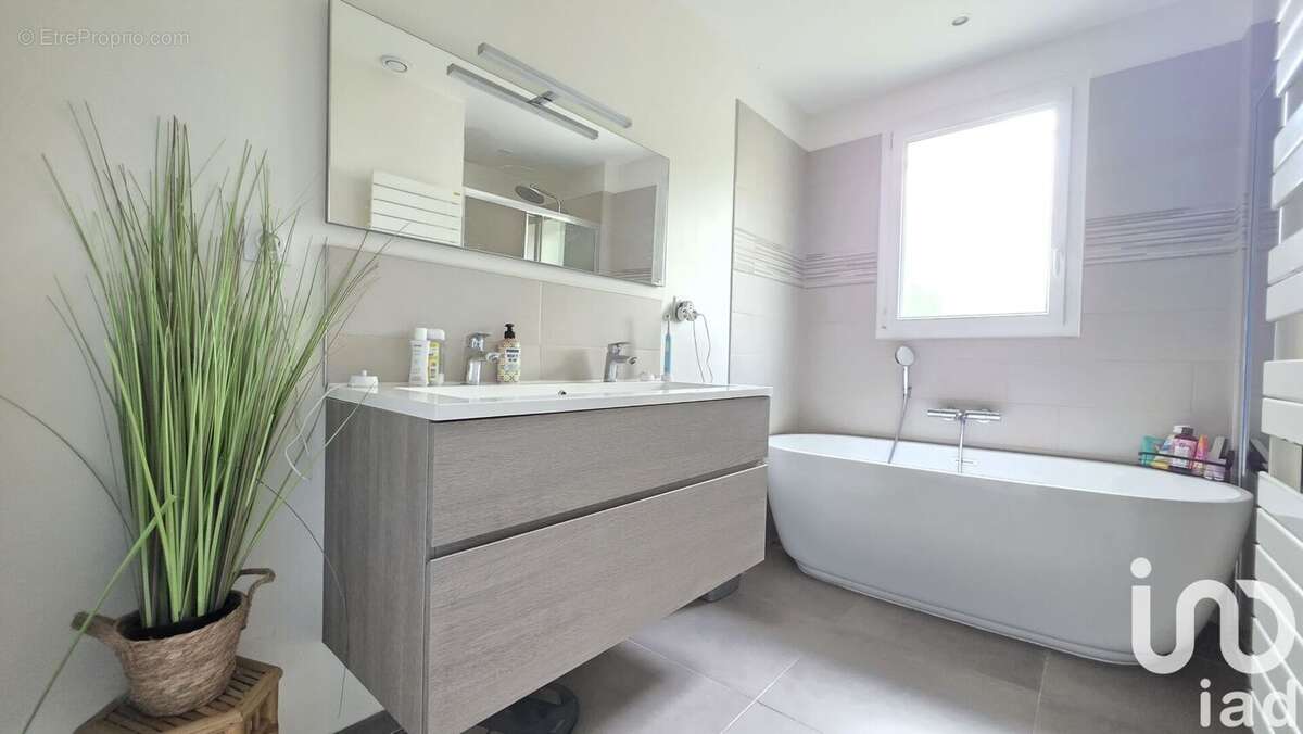 Photo 9 - Maison à MEZY-SUR-SEINE