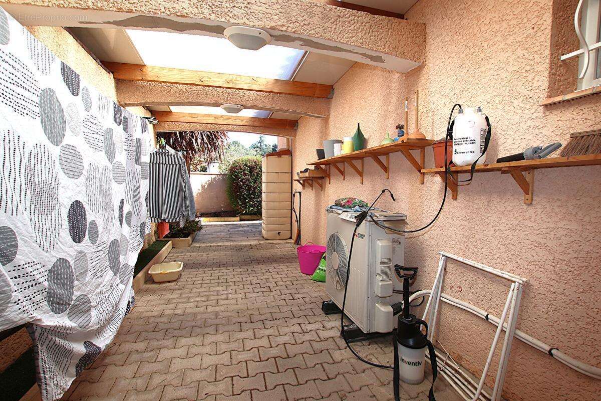 Villa de plain-pied 136 m² - Cadre exceptionnel - photo 15