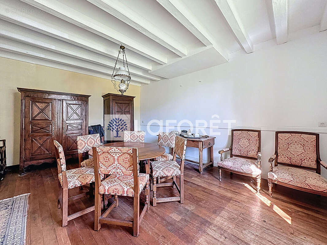 Maison de caractère avec dépendances - photo 7