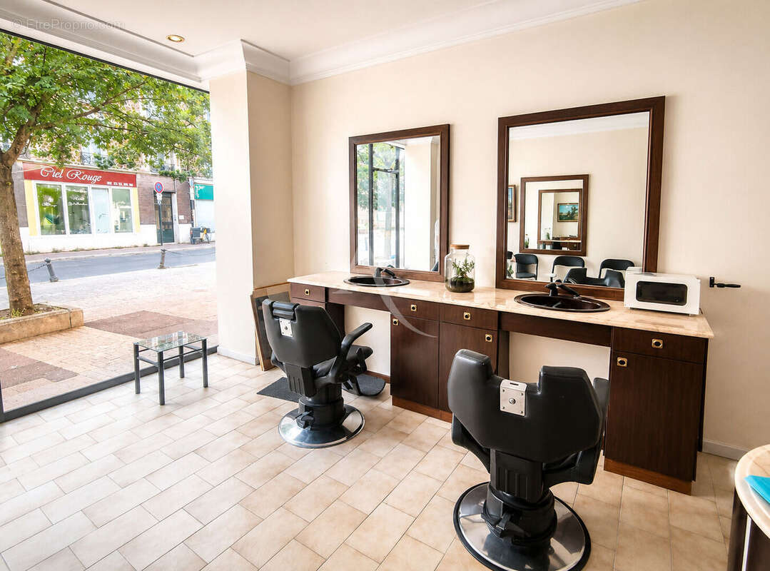 Murs local commercial - Saint Maur Des Fosses 18 m2 - photo 7