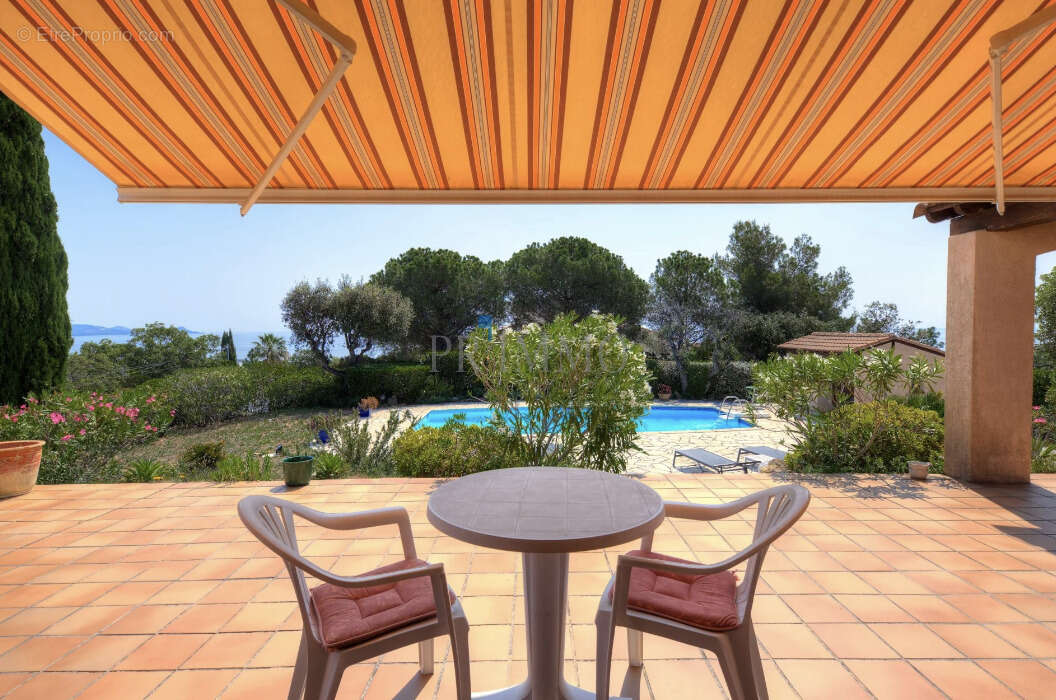 Maison à FREJUS