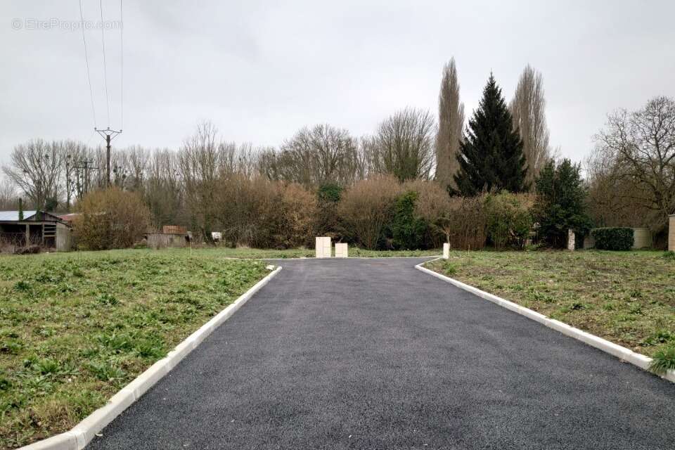 Terrain à GALLARDON