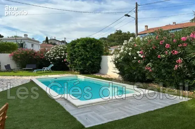 Maison 8 pièces 205 m² à vendre à La Valette-Du-Var (83160) - photo 9