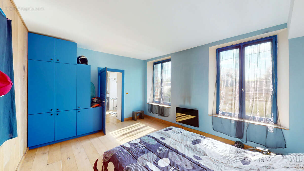 Maison à VILLENEUVE-L&#039;ARCHEVEQUE