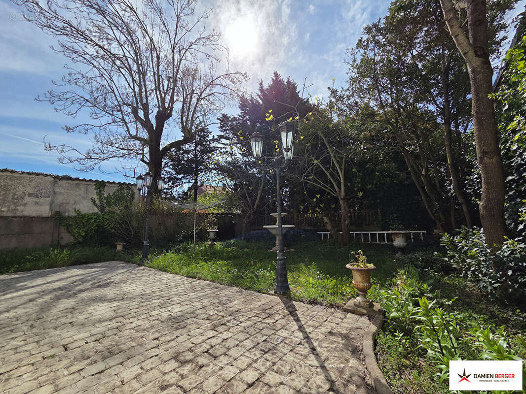 Maison à LA ROCHELLE